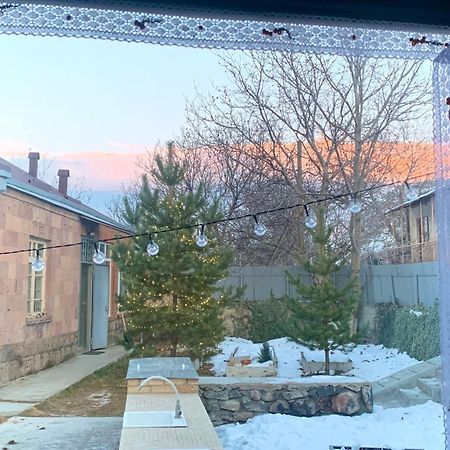 Zove Rural Cottage With Garden Views K'arashamb Esterno foto