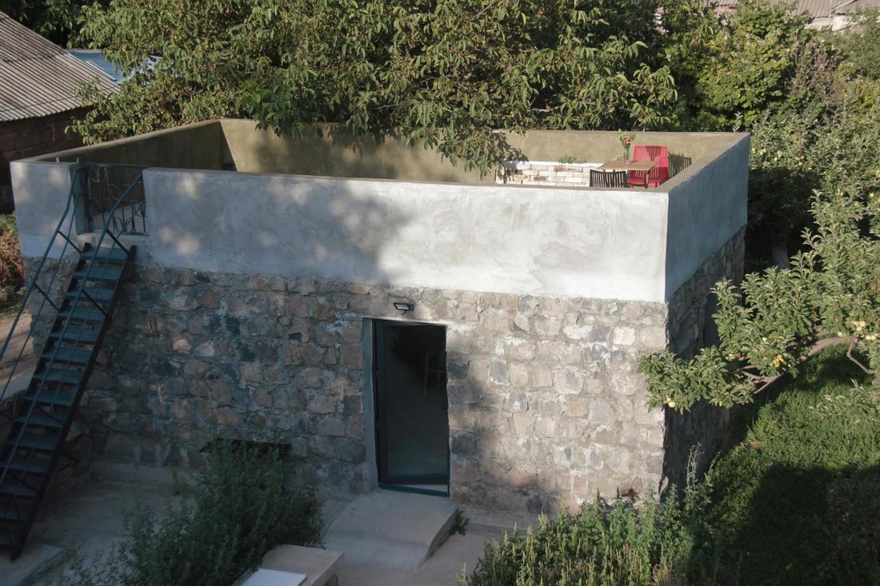 Zove Rural Cottage With Garden Views K'arashamb Esterno foto